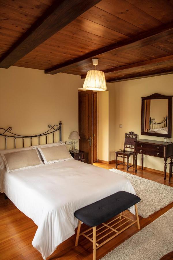 Pensjonat Lugar Del Rio Couzadoiro Zewnętrze zdjęcie